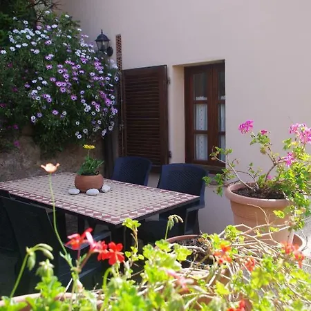 Agriturismo Del Monte *